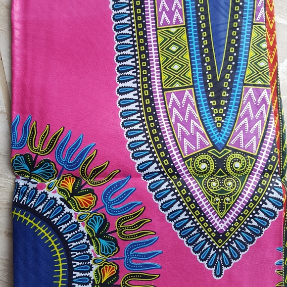 3 Layer Reversible Reusable Contoured Face Mask - Picture 5 of 7